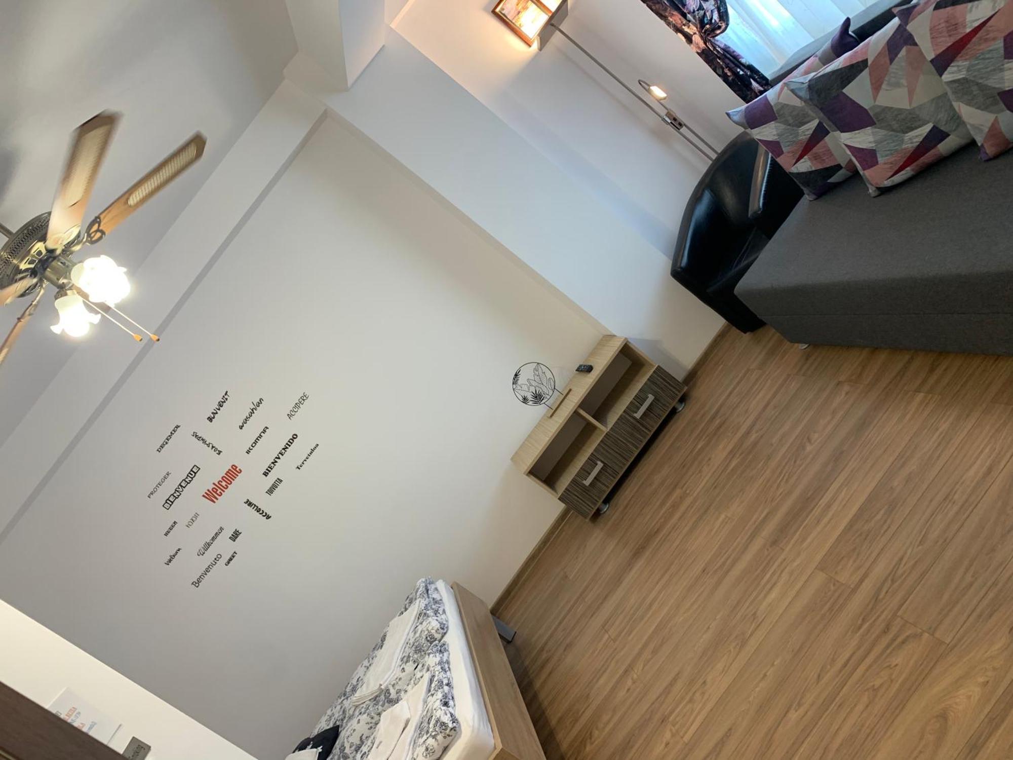 Criss Home Bulevard Алба Юлия Екстериор снимка